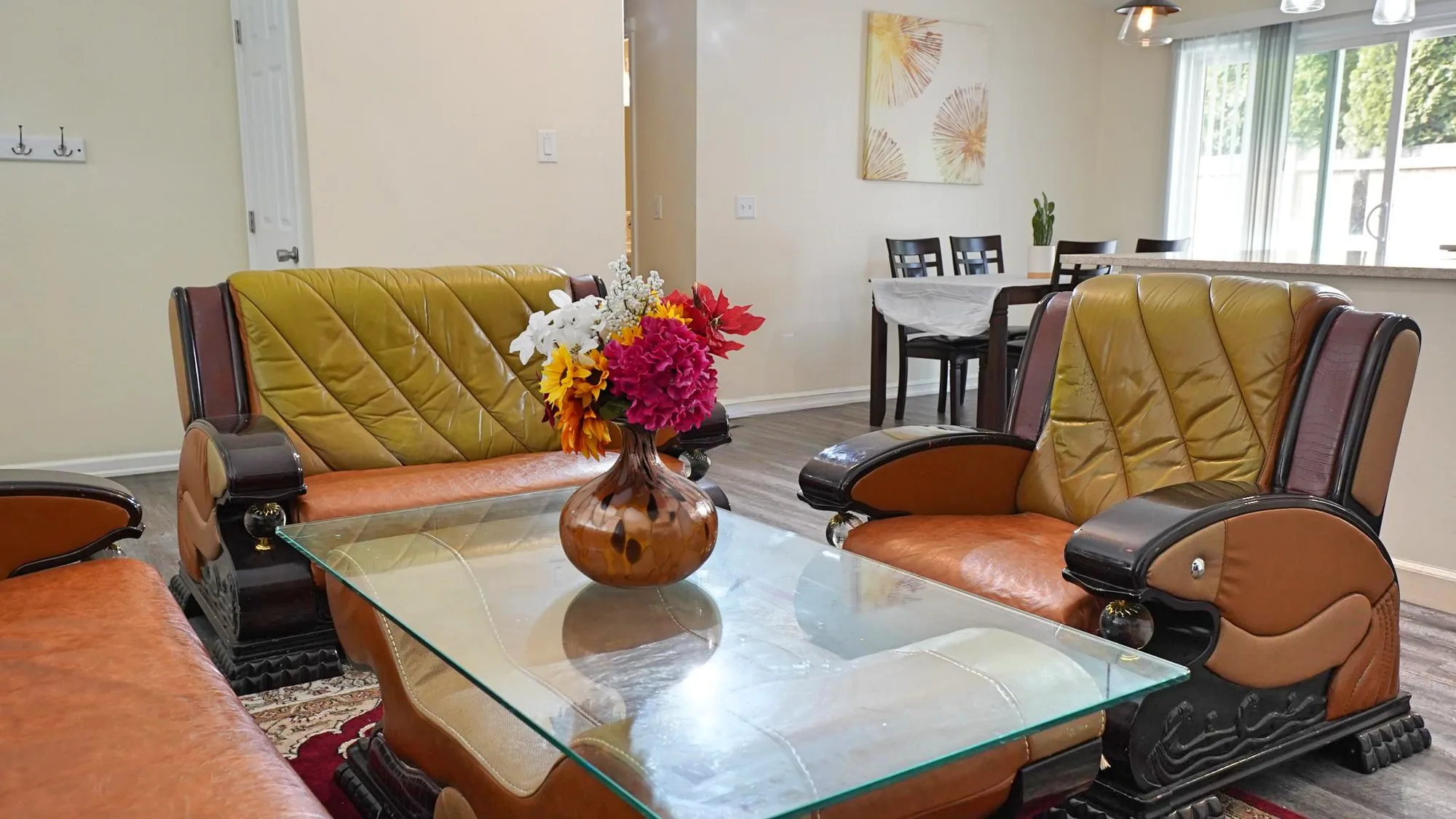 Living room with fresh flowers